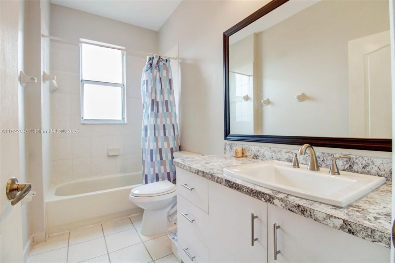 2131 NE 37th Rd, Homestead, FL 33033 Photo