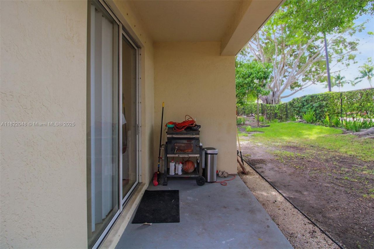 2131 NE 37th Rd, Homestead, FL 33033 Photo