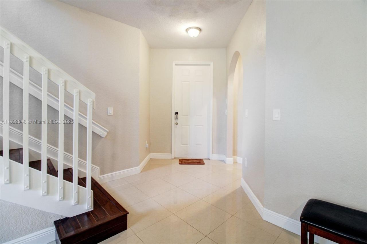 2131 NE 37th Rd, Homestead, FL 33033 Photo