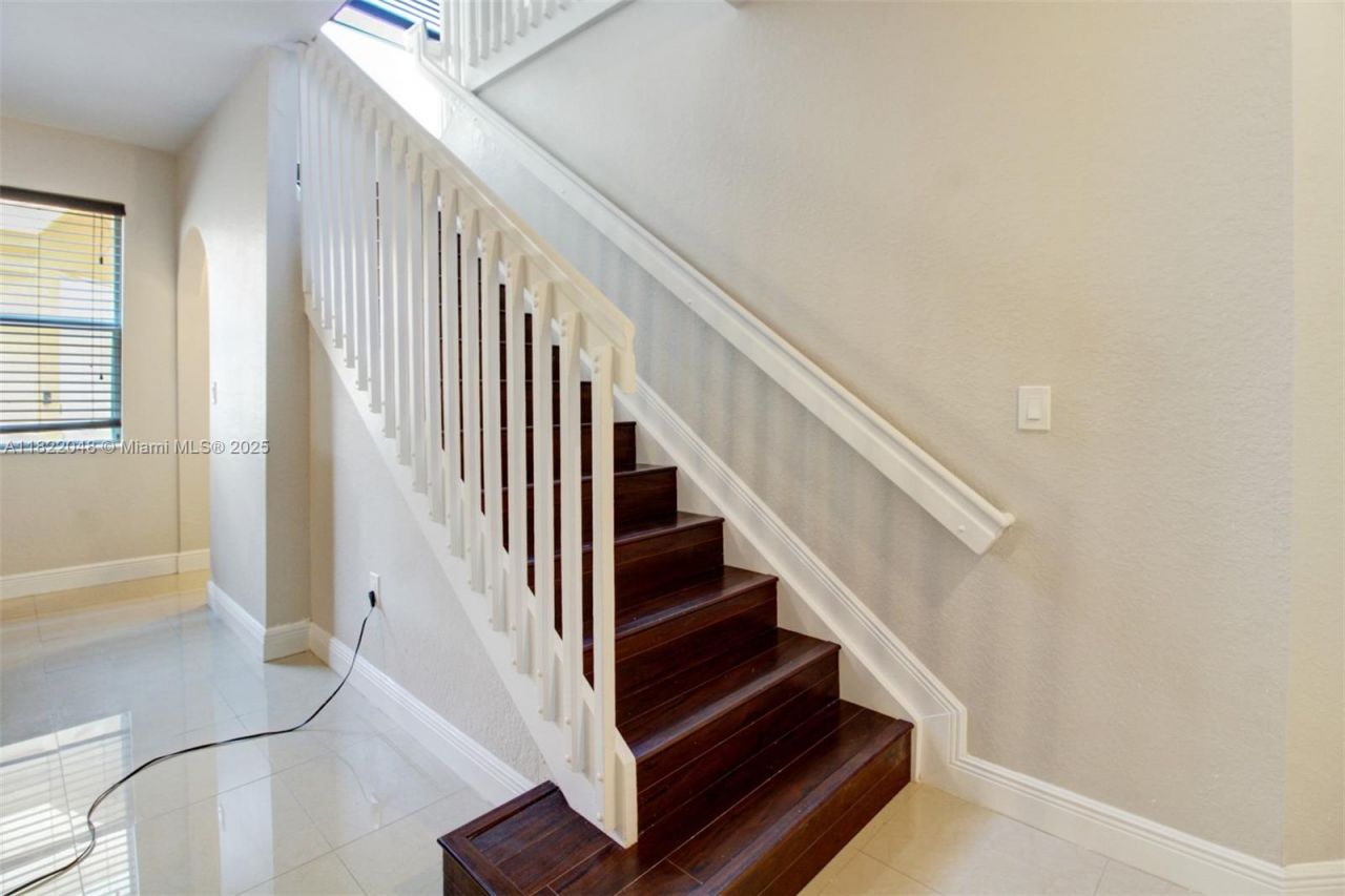 2131 NE 37th Rd, Homestead, FL 33033 Photo