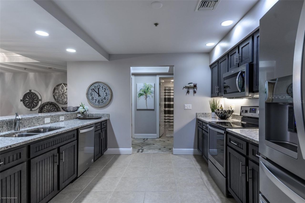 3313 Sunset Key Cir, Unit 107, Punta Gorda, FL 33955 Photo