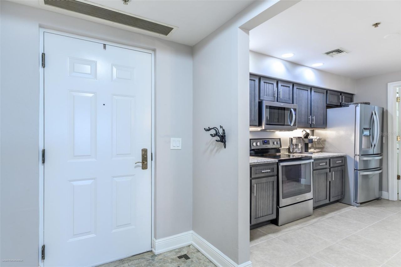 3313 Sunset Key Cir, Unit 107, Punta Gorda, FL 33955 Photo