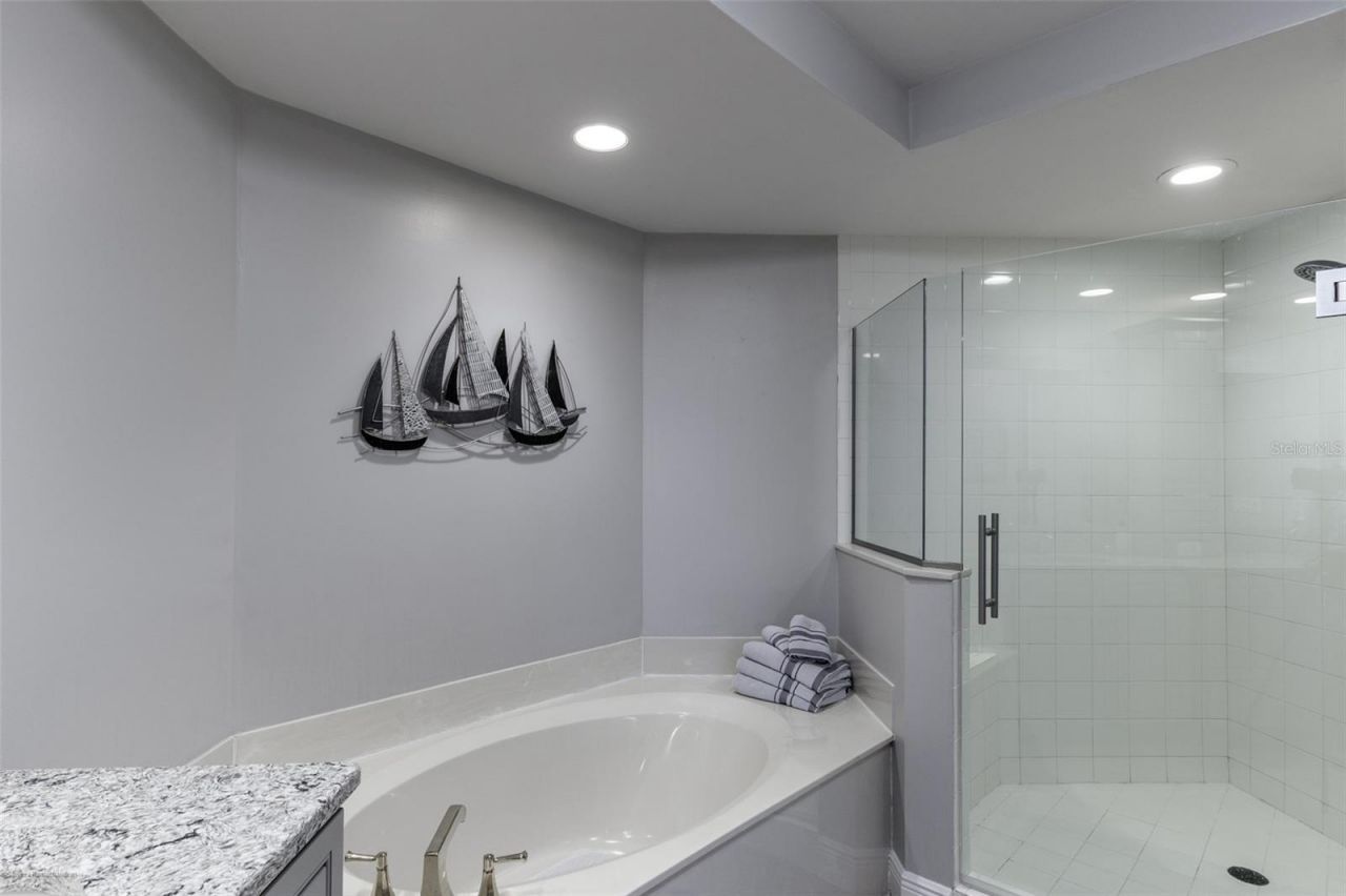 3313 Sunset Key Cir, Unit 107, Punta Gorda, FL 33955 Photo