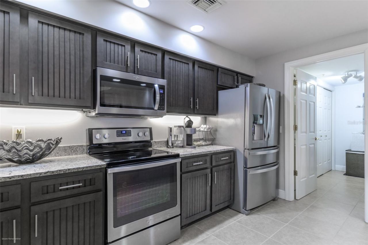 3313 Sunset Key Cir, Unit 107, Punta Gorda, FL 33955 Photo