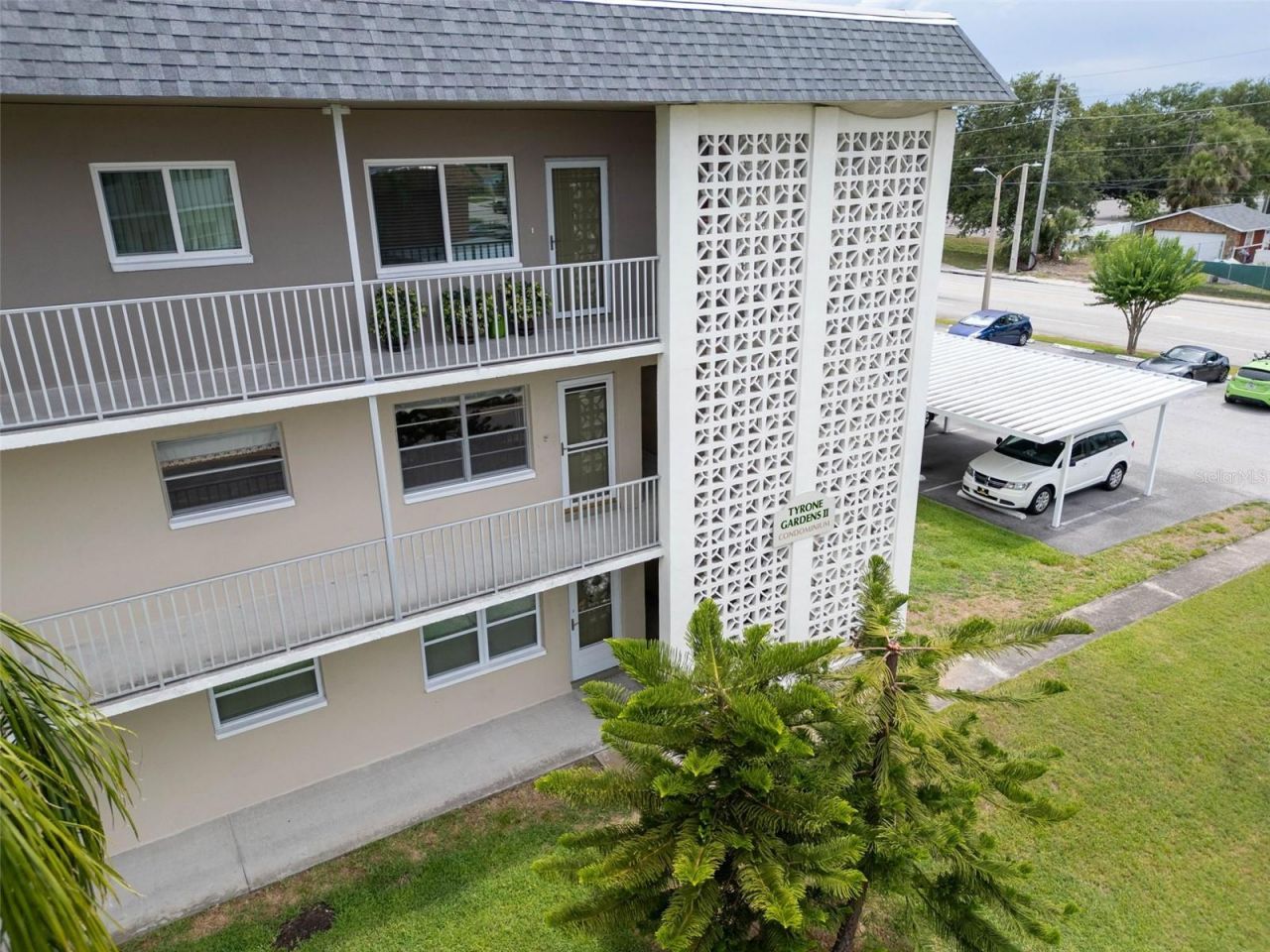 5720 13th Avenue N, Unit 207B, Saint Petersburg, FL 33710 Main Photo