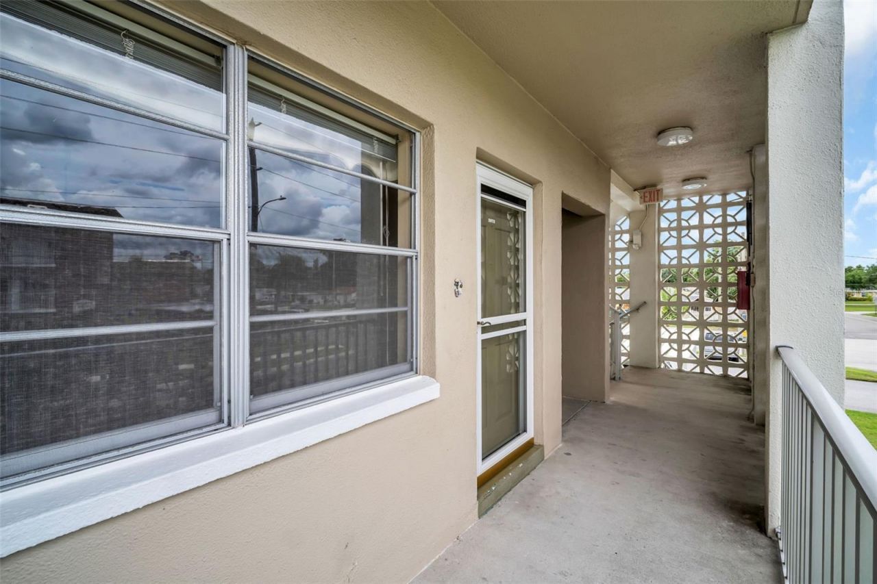 5720 13th Avenue N, Unit 207B, Saint Petersburg, FL 33710 Photo