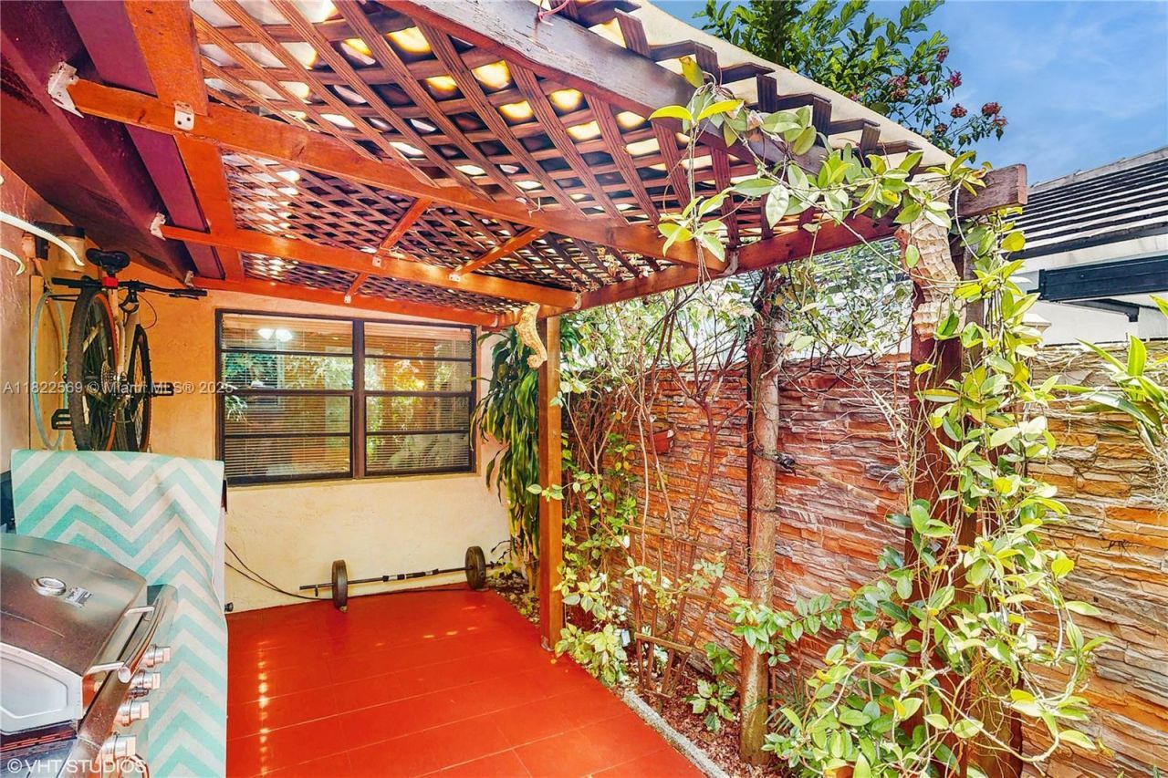 5030 SW 145th Ave, Miami, FL 33175 Photo