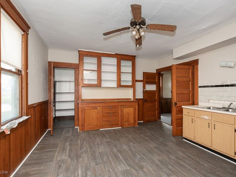 627 E 126th Street, Cleveland, OH 44108 Photo 24