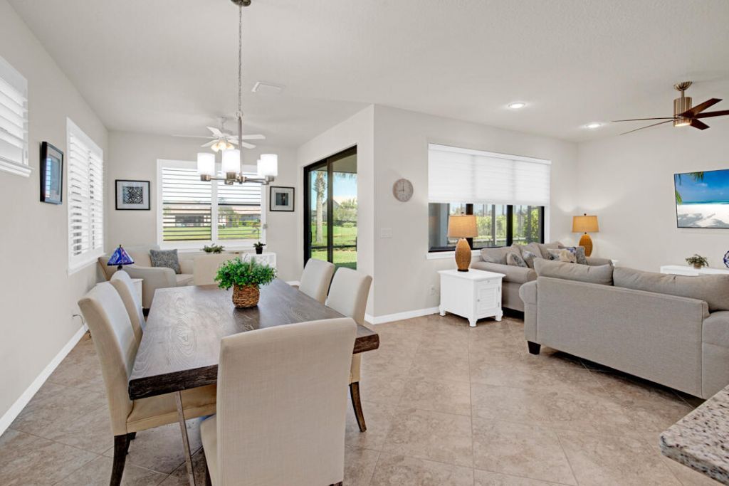 649 SE Monteiro Drive, Port Saint Lucie, FL 34984 Photo