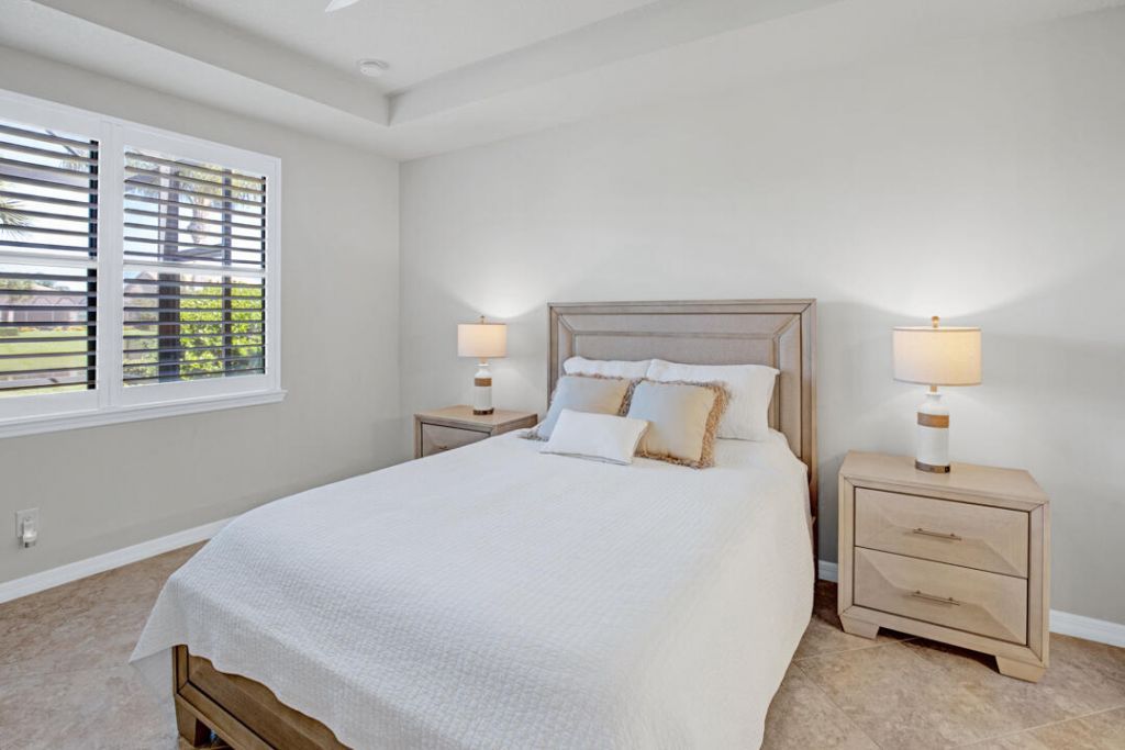 649 SE Monteiro Drive, Port Saint Lucie, FL 34984 Photo