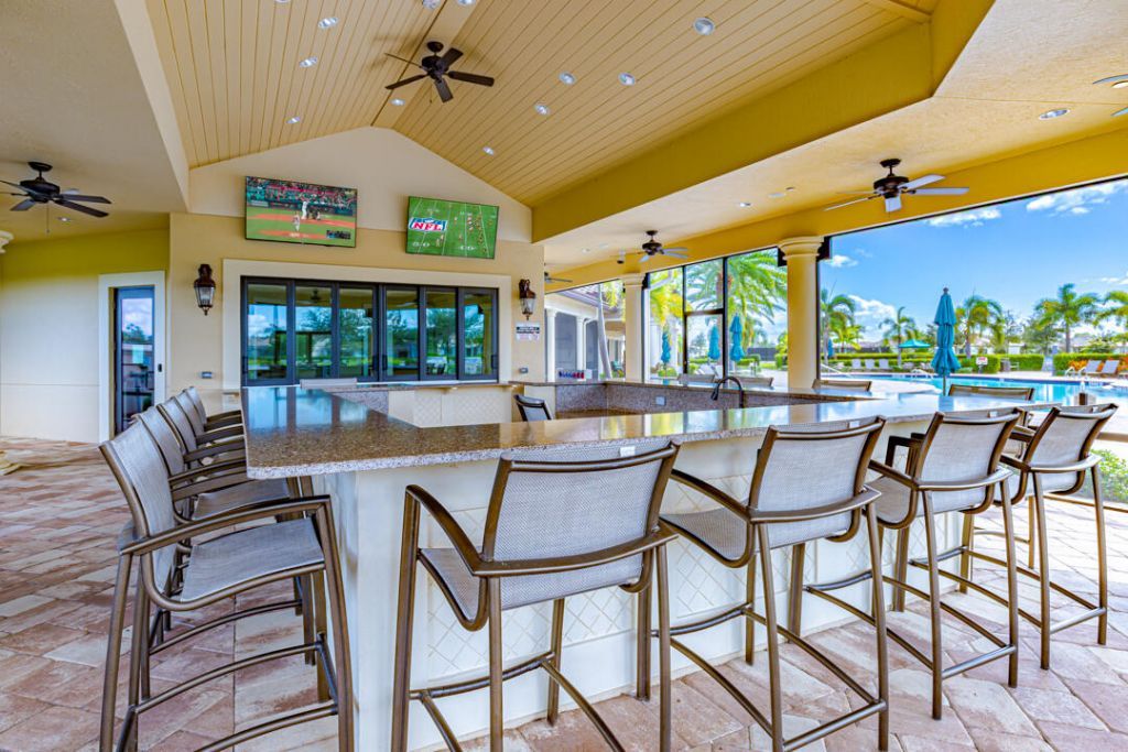 649 SE Monteiro Drive, Port Saint Lucie, FL 34984 Photo