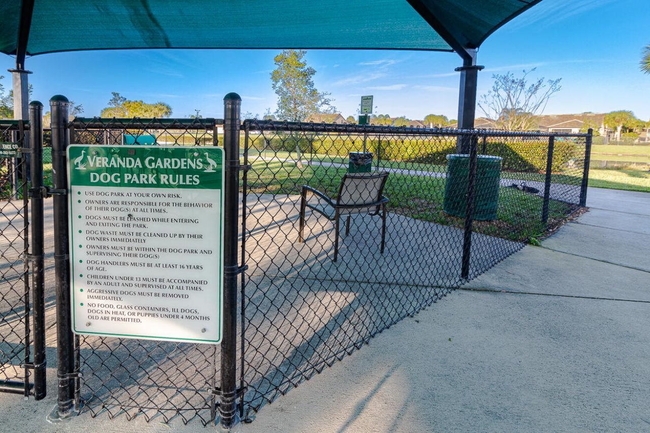 649 SE Monteiro Drive, Port Saint Lucie, FL 34984 Photo