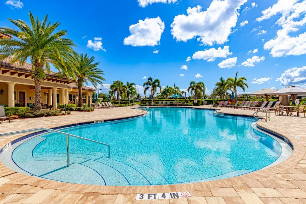 649 SE Monteiro Drive, Port Saint Lucie, FL 34984 Photo