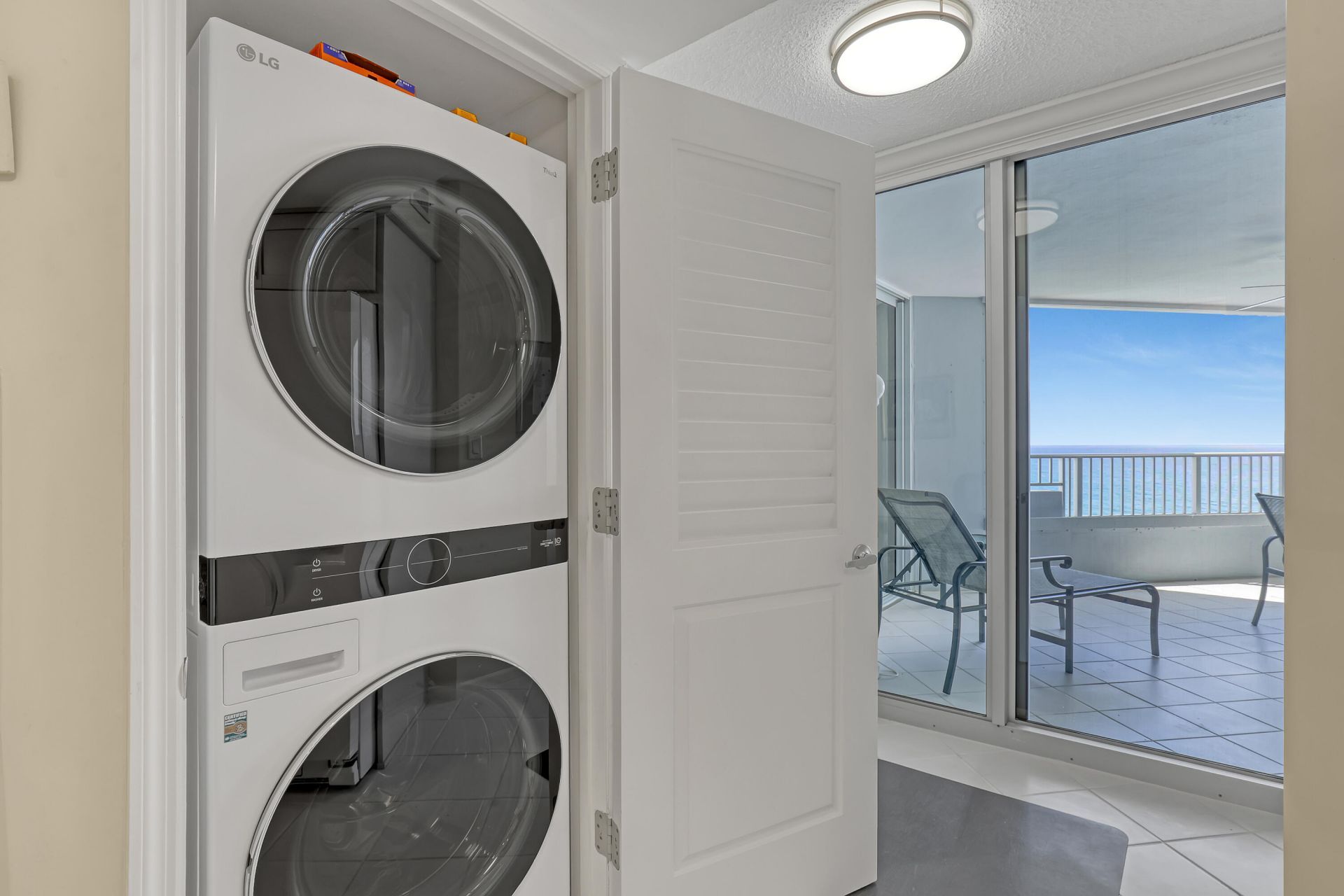 5200 N Ocean Drive, Unit 703, Singer Island, FL 33404 Photo