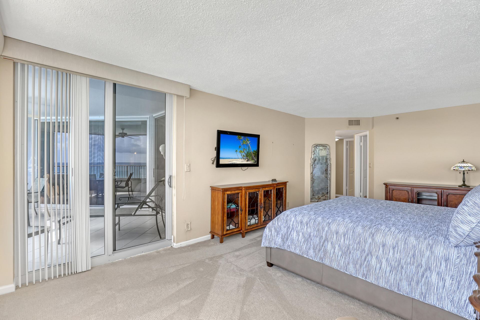 5200 N Ocean Drive, Unit 703, Singer Island, FL 33404 Photo