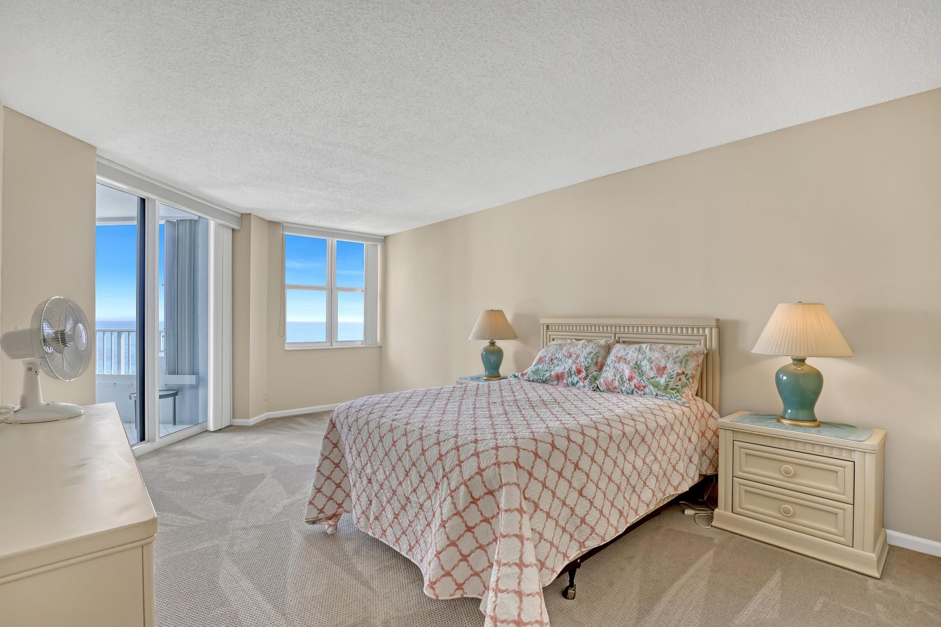 5200 N Ocean Drive, Unit 703, Singer Island, FL 33404 Photo