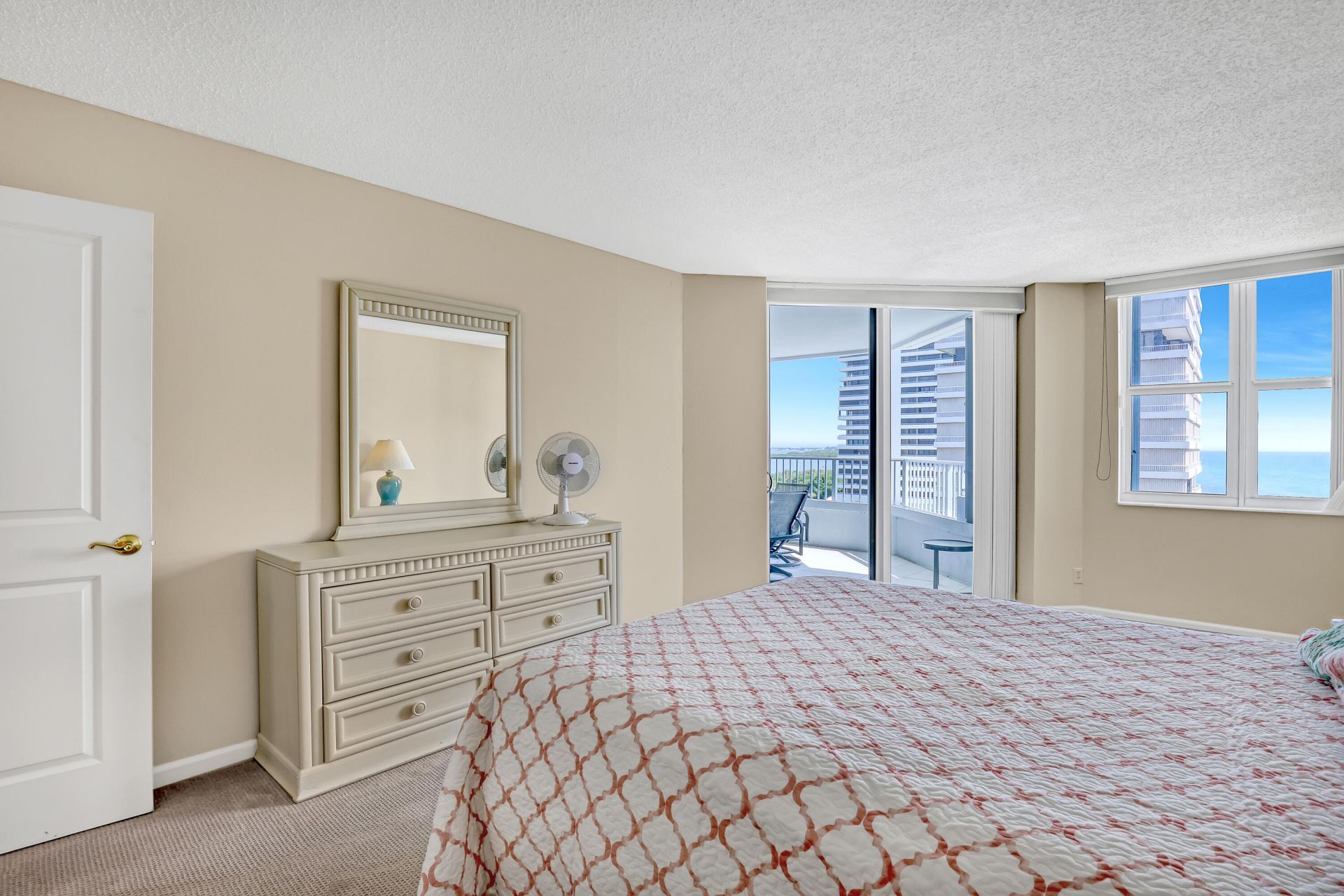 5200 N Ocean Drive, Unit 703, Singer Island, FL 33404 Photo