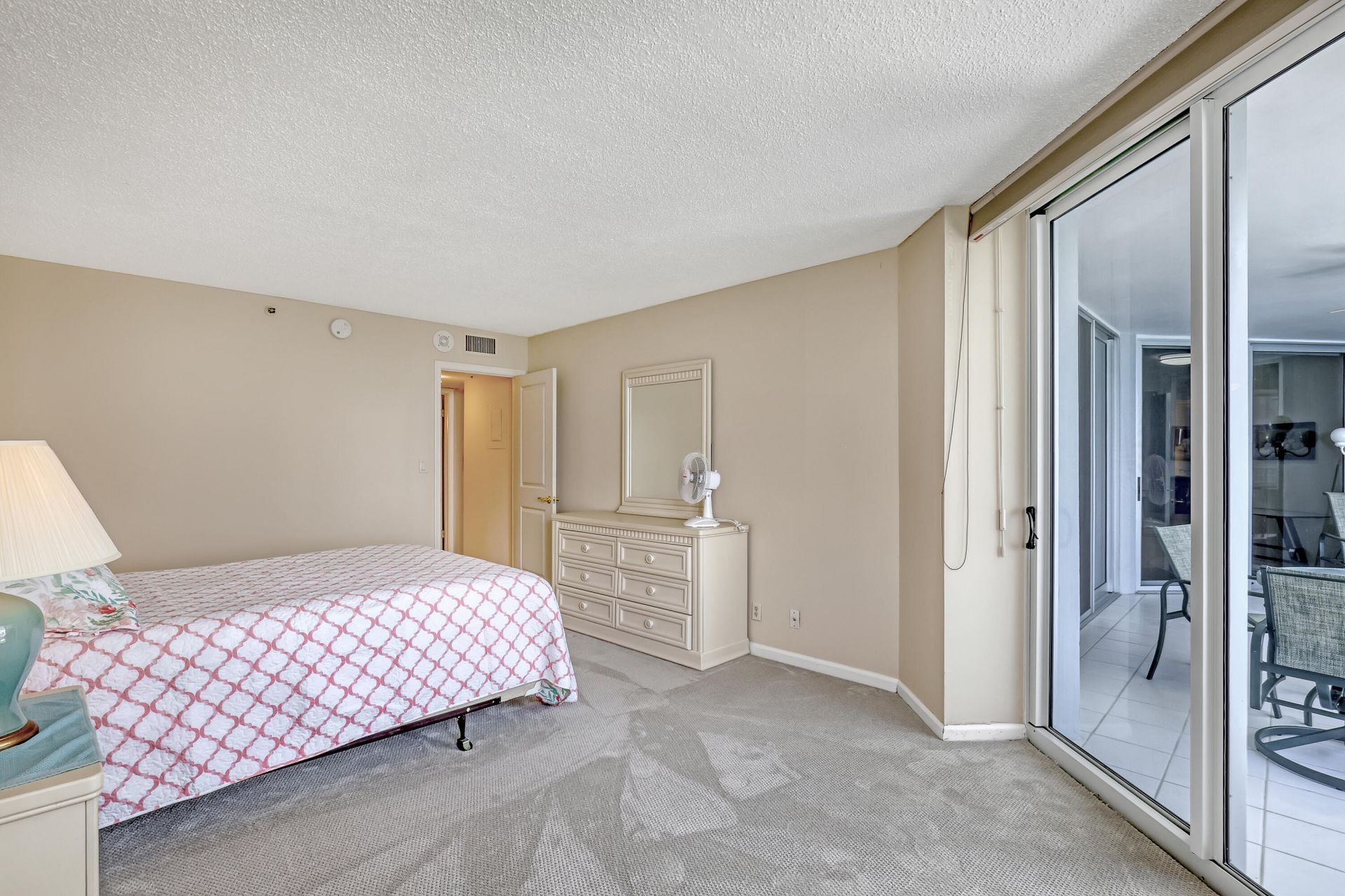 5200 N Ocean Drive, Unit 703, Singer Island, FL 33404 Photo