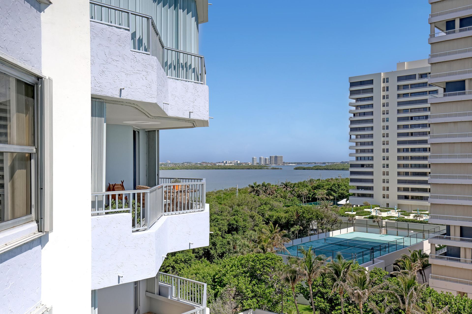 5200 N Ocean Drive, Unit 703, Singer Island, FL 33404 Photo