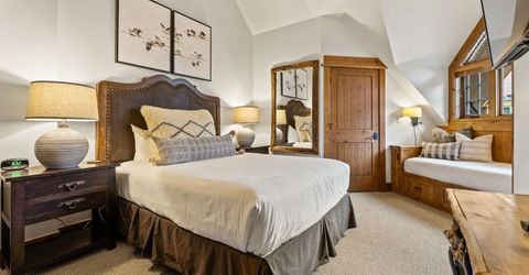 8001 Northstar Drive, Truckee, CA 96161 Photo