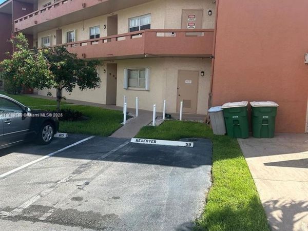 8834 W Mcnab Rd, Unit 302, Tamarac, FL 33321