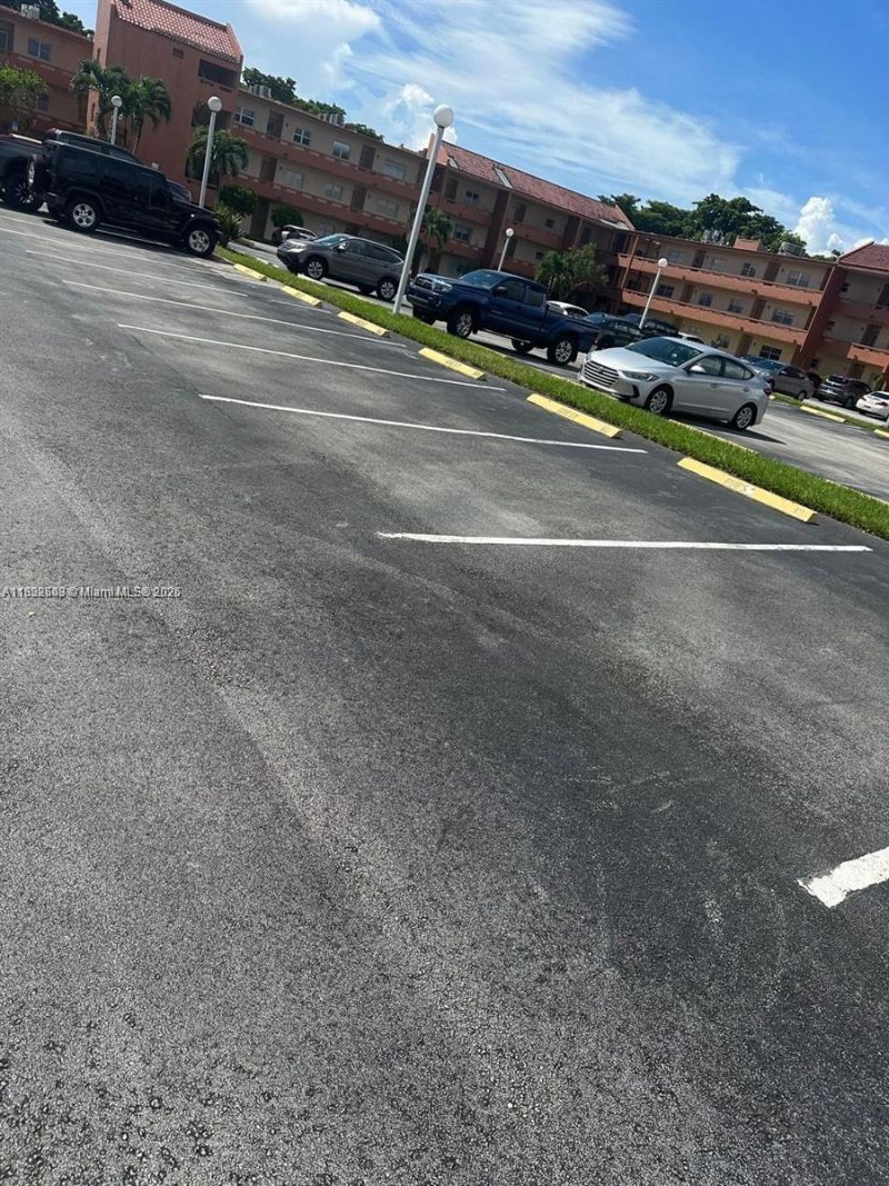 8834 W Mcnab Rd, Unit 302, Tamarac, FL 33321 Photo