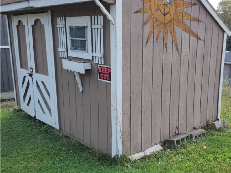 23516 Hideaway Drive, Senecaville, OH 43780 Photo 7