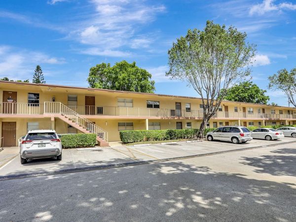 461 NW 76th Avenue, Unit 205, Margate, FL 33063