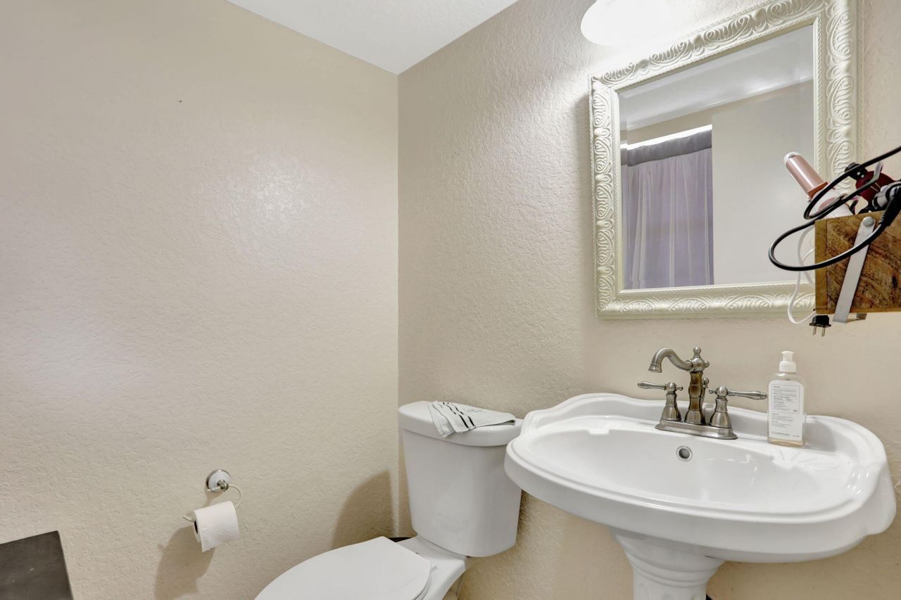 461 NW 76th Avenue, Unit 205, Margate, FL 33063 Photo