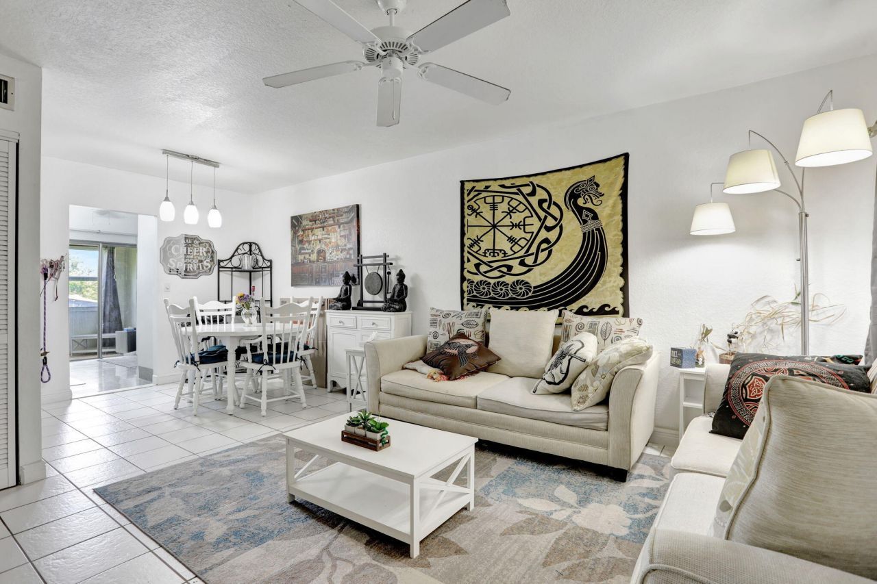 461 NW 76th Avenue, Unit 205, Margate, FL 33063 Photo