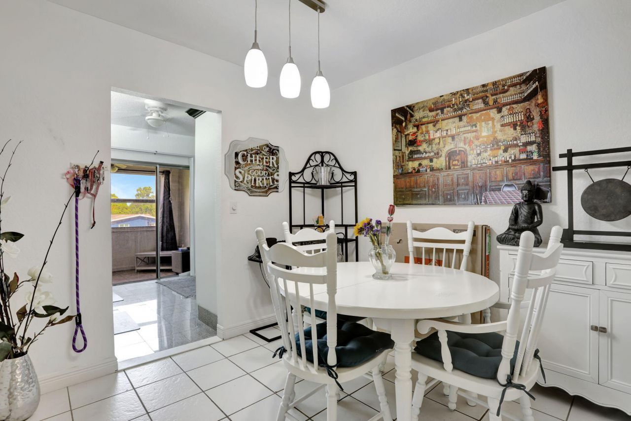 461 NW 76th Avenue, Unit 205, Margate, FL 33063 Photo