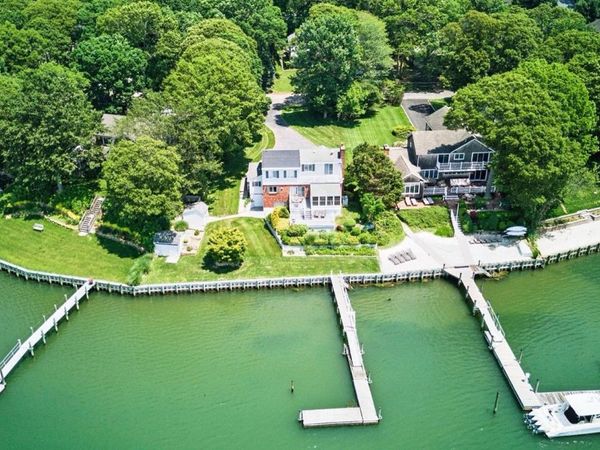 2005 Westview Drive, Mattituck, NY 11952