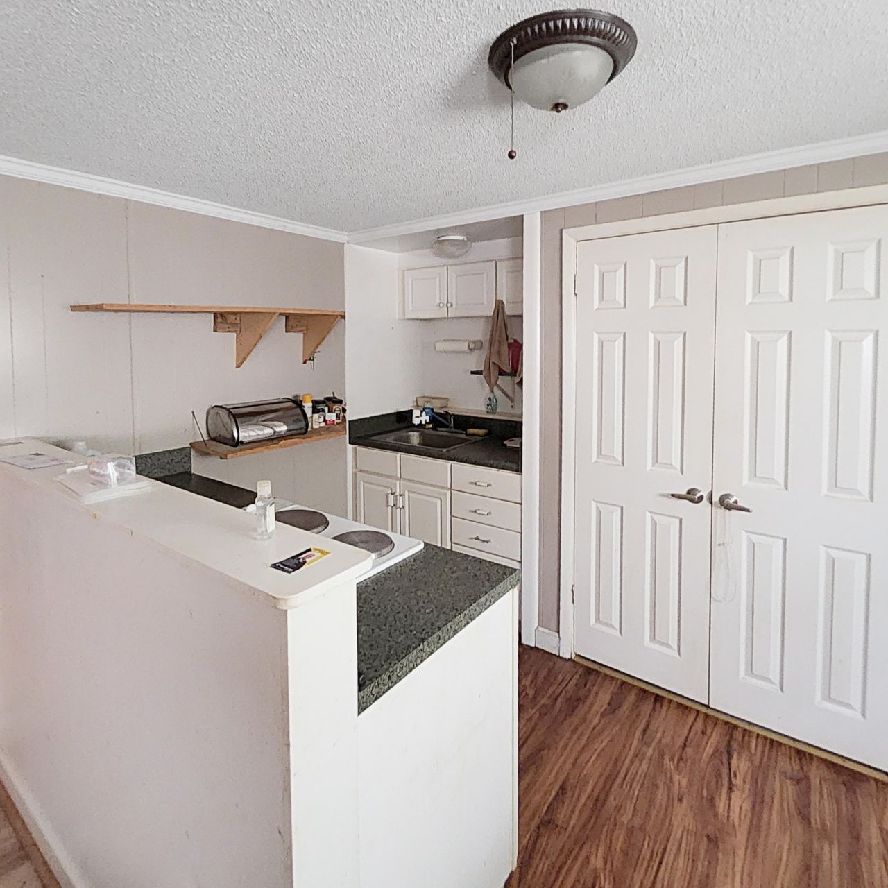 1201 Crescent Street Photo 11