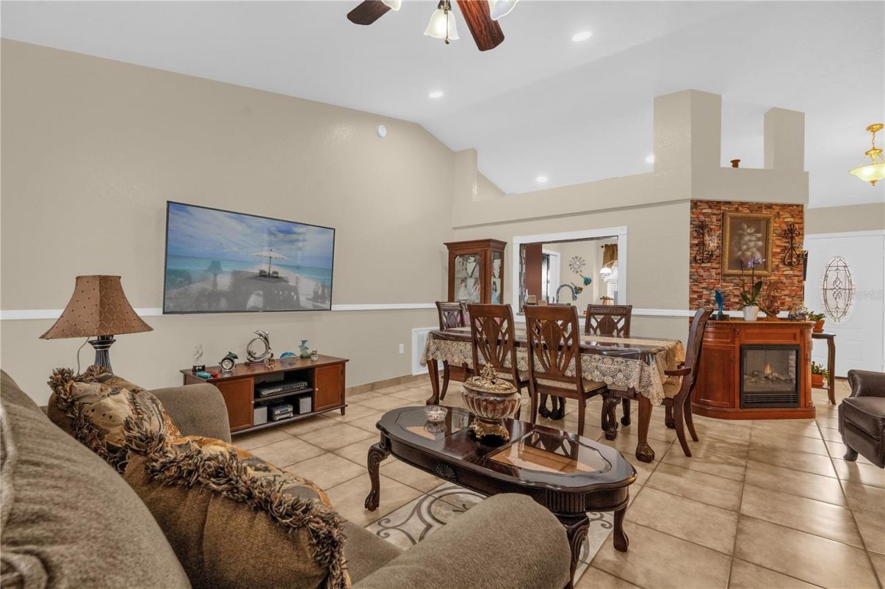 1366 Merrimack Place, Davenport, FL 33837 Photo