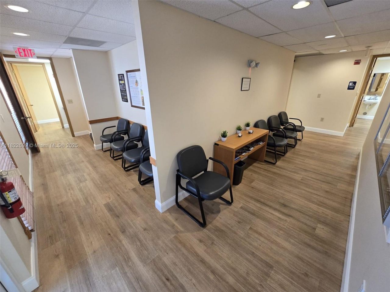 7777 N University Dr, Unit 101, Tamarac, FL 33321 Photo