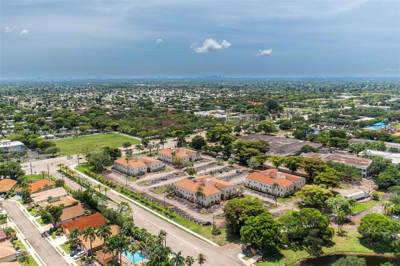 7777 N University Dr, Unit 101, Tamarac, FL 33321 Photo