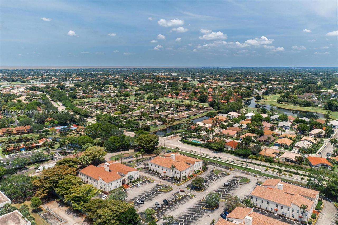 7777 N University Dr, Unit 101, Tamarac, FL 33321 Photo