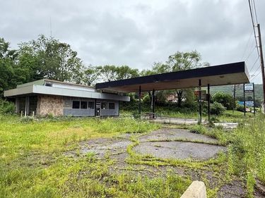 1050 STATE ROUTE 93, SUGARLOAF, PA 18249