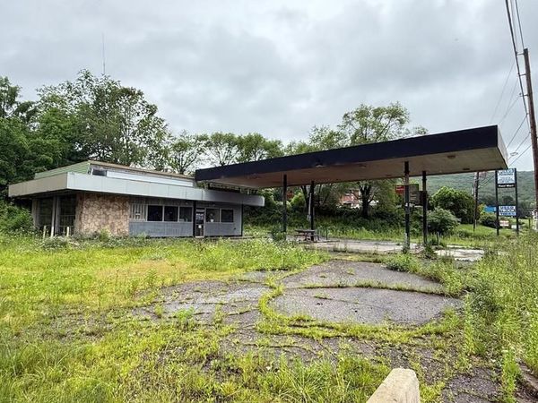 1050 STATE ROUTE 93, SUGARLOAF, PA 18249