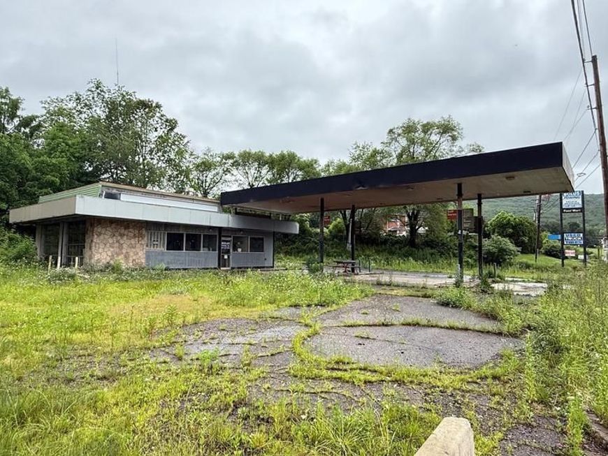 1050 State Route 93, Sugarloaf, PA 18249 Main Photo