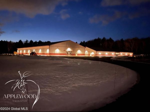 767 Grooms Road, Rexford, NY 12148