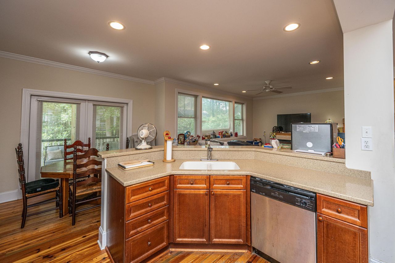 3005 Macbeth Creek Drive Photo 11