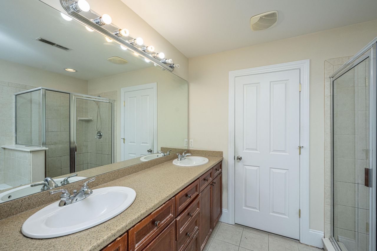 3005 Macbeth Creek Drive Photo 17