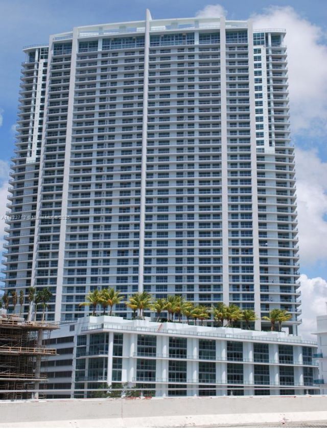 90 SW 3rd St, Unit 3010, Miami, FL 33130 Photo