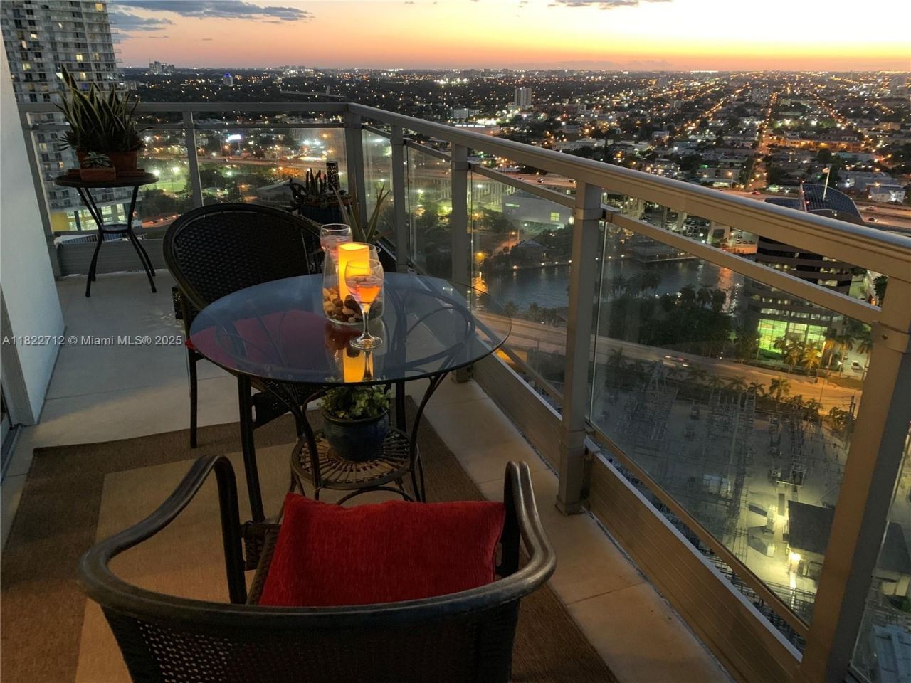 90 SW 3rd St, Unit 3010, Miami, FL 33130 Photo