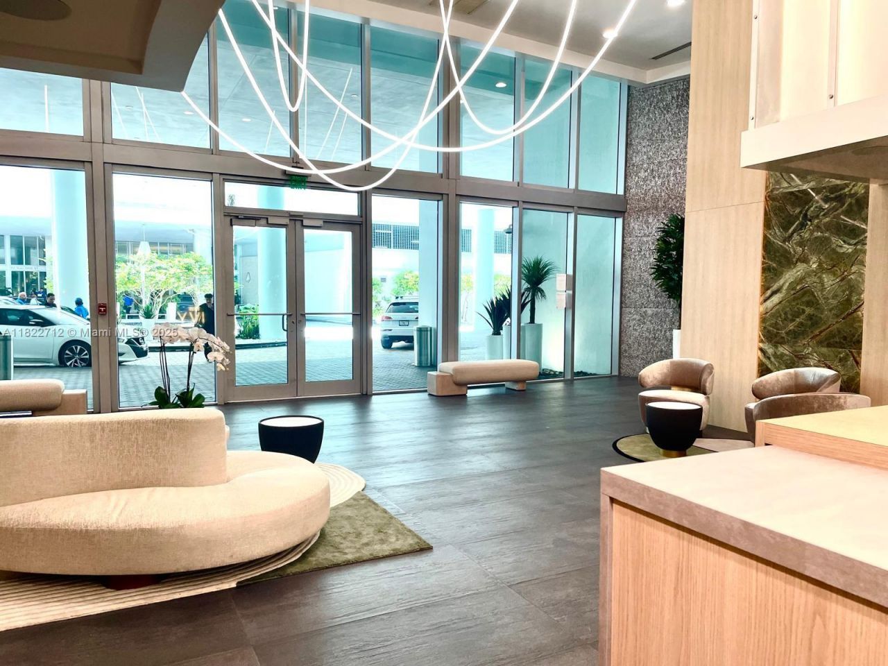 90 SW 3rd St, Unit 3010, Miami, FL 33130 Photo