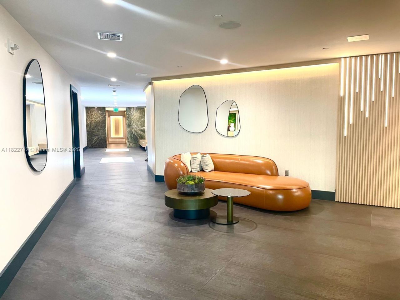 90 SW 3rd St, Unit 3010, Miami, FL 33130 Photo