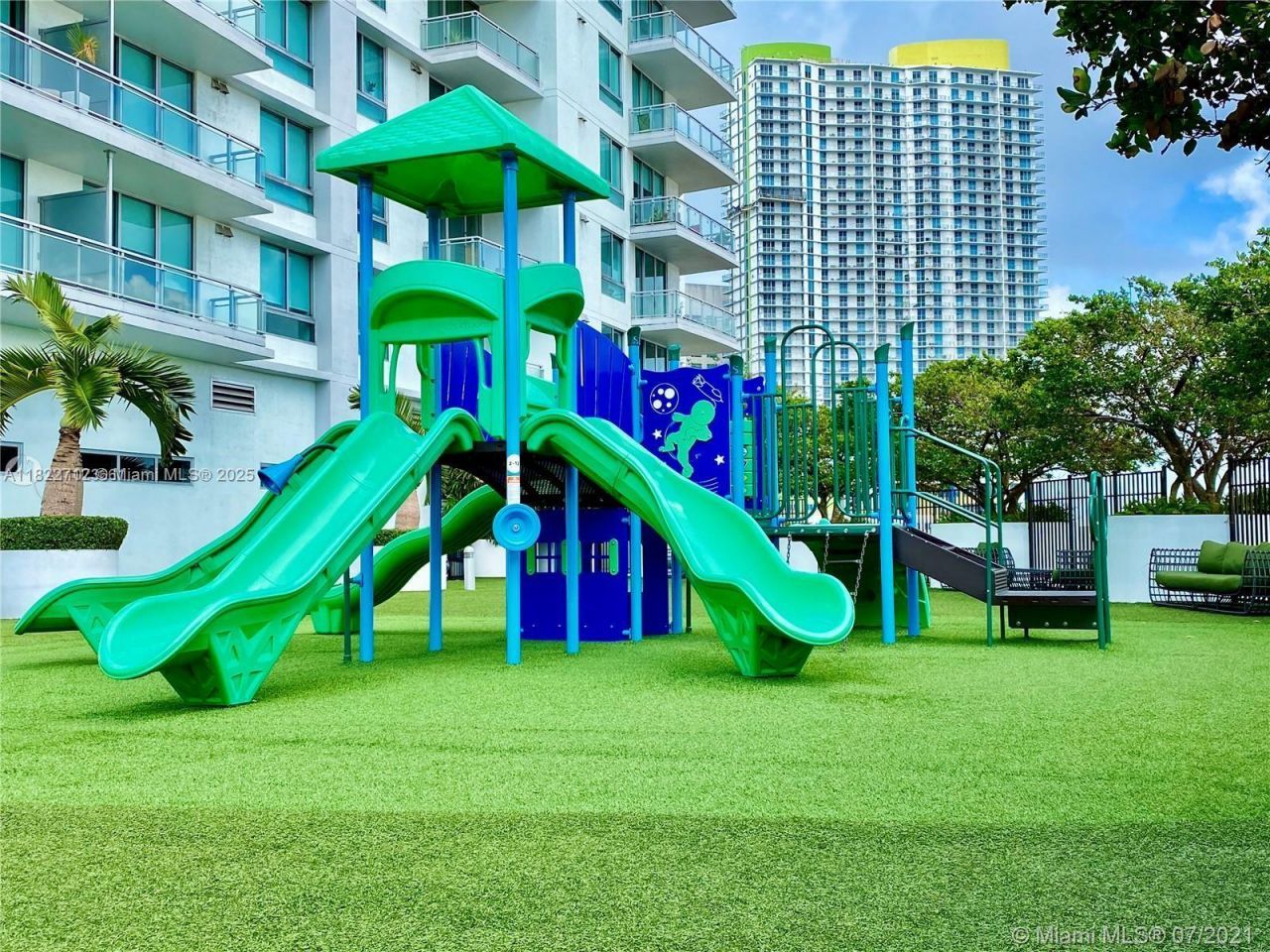 90 SW 3rd St, Unit 3010, Miami, FL 33130 Photo