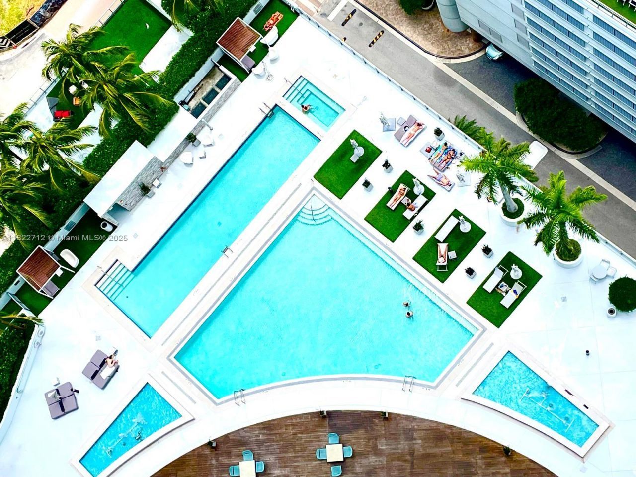 90 SW 3rd St, Unit 3010, Miami, FL 33130 Photo