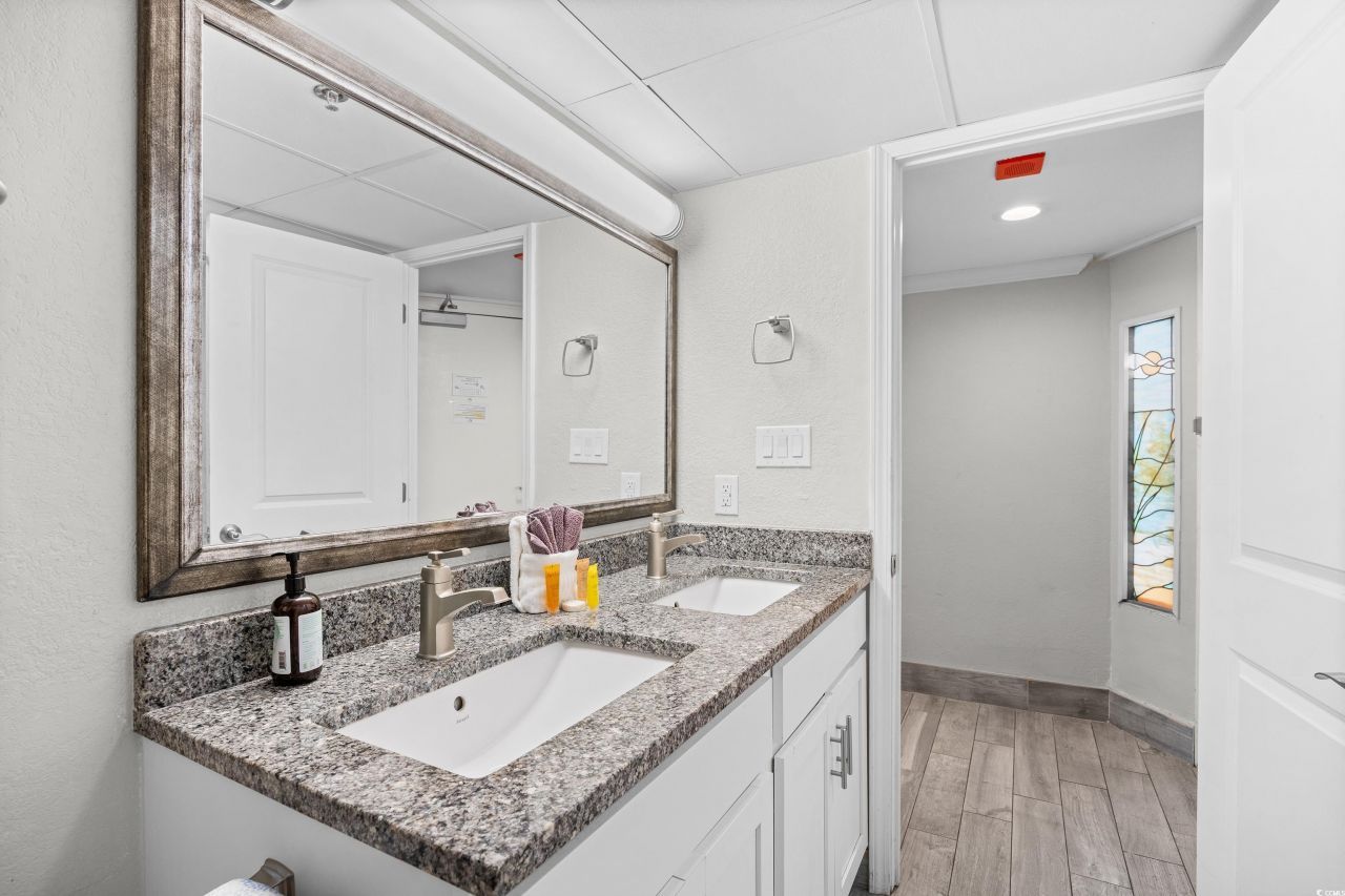 4800 S Ocean Blvd. Photo 16